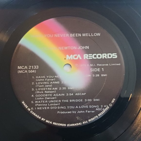 Olivia Newton John Have You Never Been Mellow vinyl record, 1975 first pressing - Picture 9 of 10